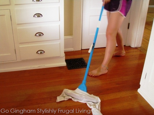 Cleaning wood floors Cleaning wood floors