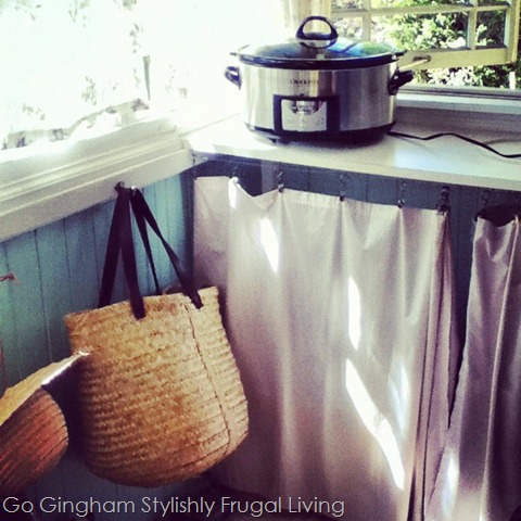 Go Gingham: Slow cooker on side porch