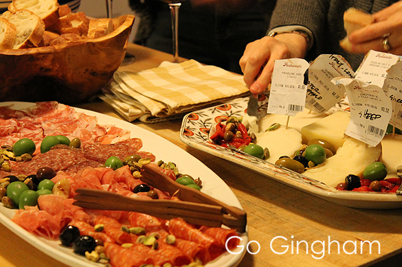 Entertaining Dinner Group from Go Gingham Entertaining Dinner Group from Go Gingham