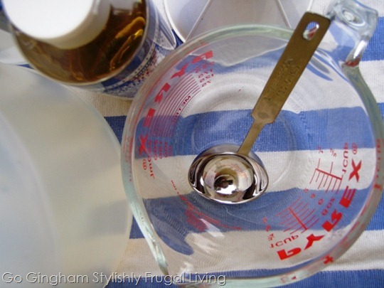 DIY cleaning solution DIY cleaning solution