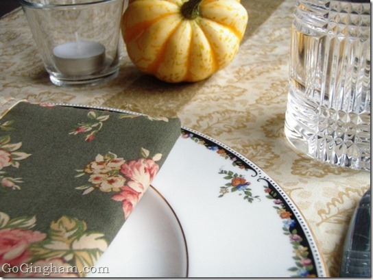 Thanksgiving table-cloth