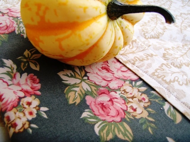 Celebrate Thanksgiving Simply from Go Gingham Celebrate Thanksgiving Simply from Go Gingham