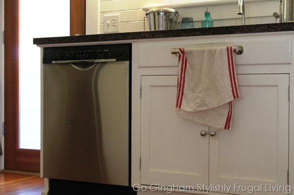 Dishwasher detergent hack from Go Gingham